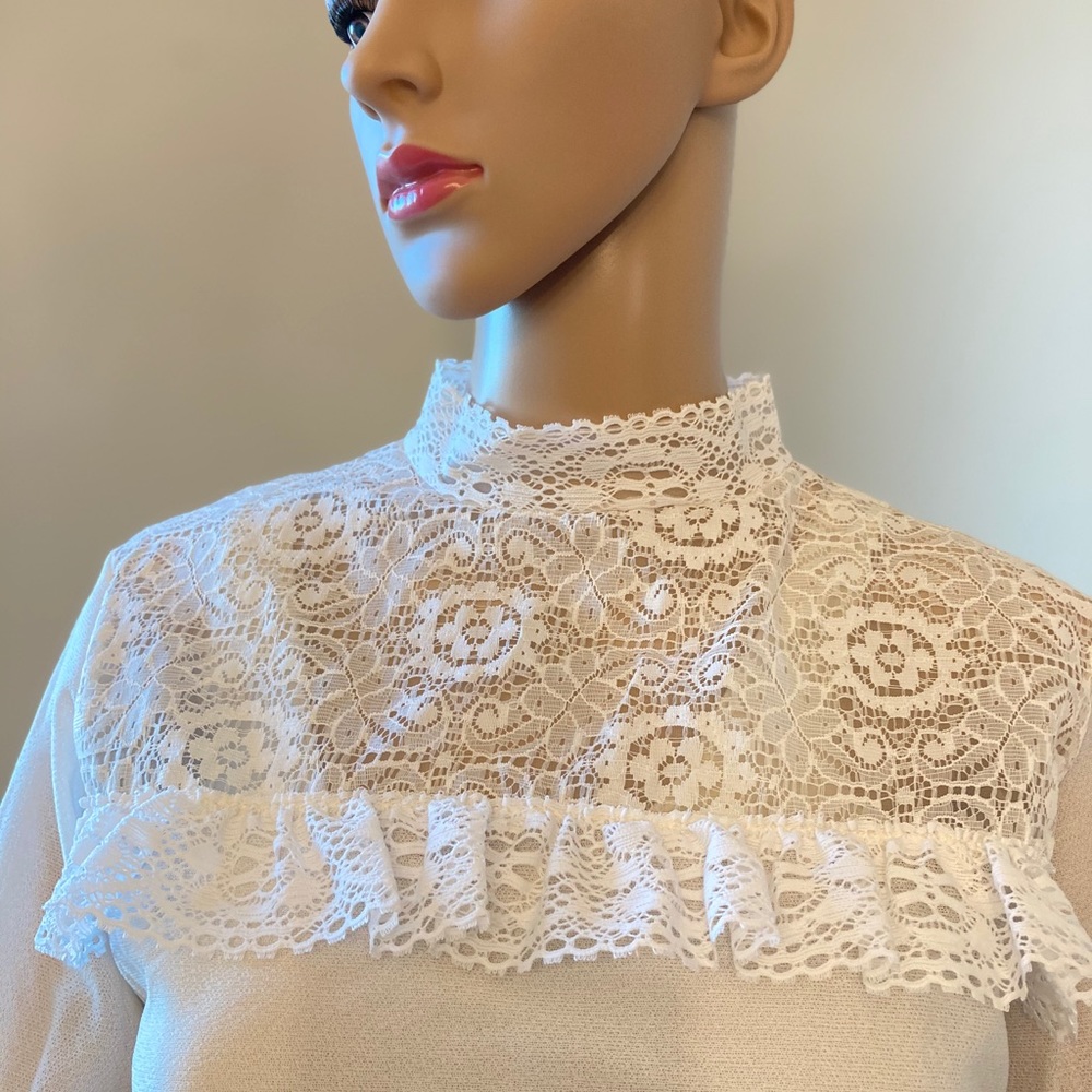 💄💄PLUS SIZE LACE TOP💄💄